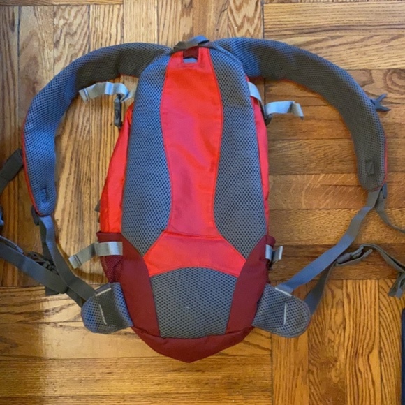 Small water bolder hydra ration backpack field